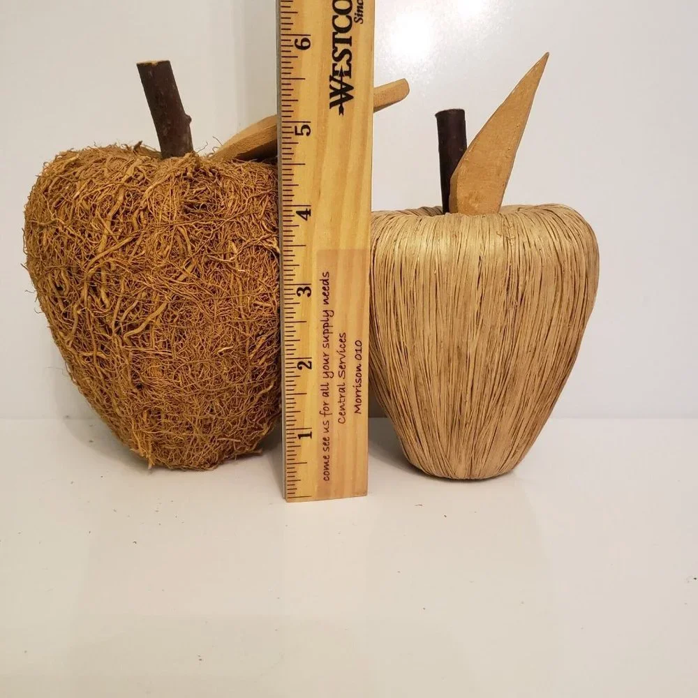 Vtg Primative Wooden Grapevine Apples‎ Set 2 Farmhouse Decorative